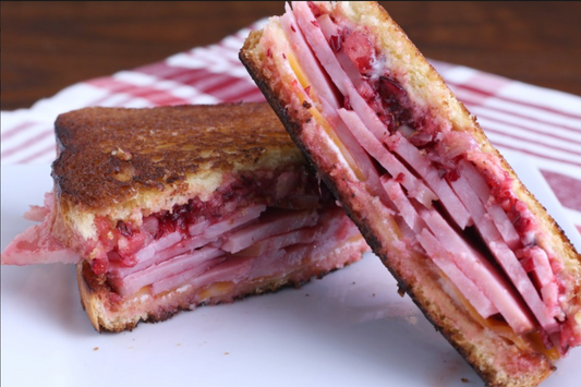 GRILLED HAM & CRANBERRY SANDWICH